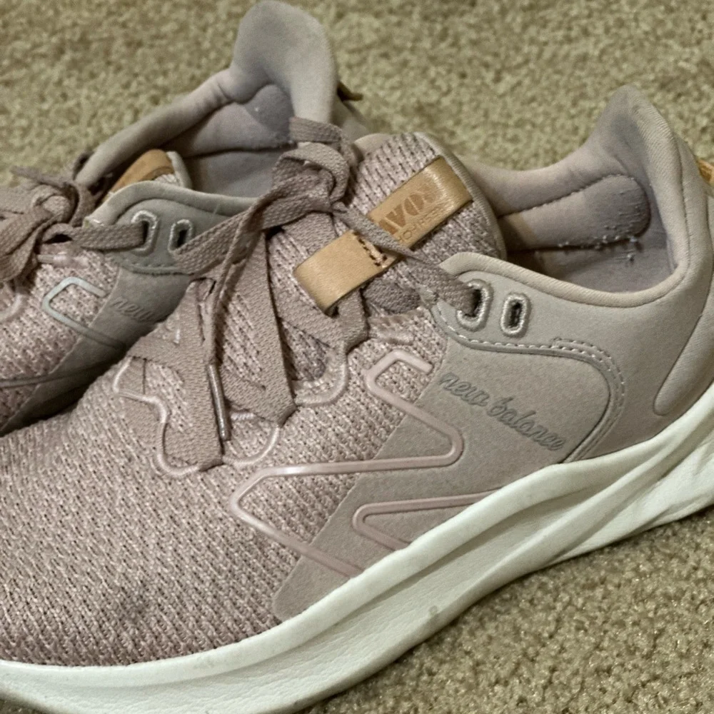 New Balance Women's Fresh Foam Roav V2 Pink Size 7 - Picture 4 of 7